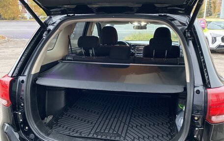 Mitsubishi Outlander III рестайлинг 3, 2018 год, 1 950 000 рублей, 5 фотография