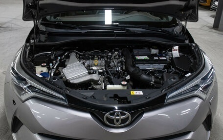 Toyota C-HR I рестайлинг, 2019 год, 2 349 000 рублей, 9 фотография