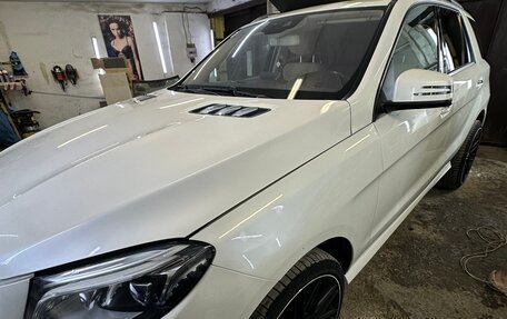 Mercedes-Benz GLE, 2015 год, 3 000 000 рублей, 3 фотография