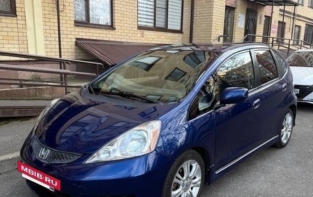 Honda Fit III, 2008 год, 700 000 рублей, 2 фотография
