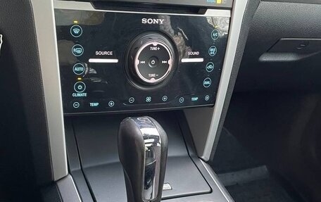 Ford Explorer VI, 2013 год, 1 750 000 рублей, 16 фотография