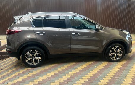 KIA Sportage IV рестайлинг, 2020 год, 2 530 000 рублей, 4 фотография