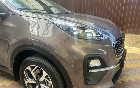 KIA Sportage IV рестайлинг, 2020 год, 2 530 000 рублей, 6 фотография