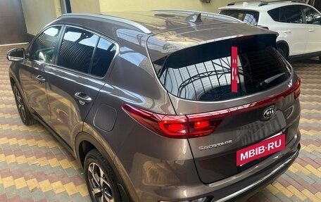 KIA Sportage IV рестайлинг, 2020 год, 2 530 000 рублей, 3 фотография