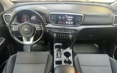 KIA Sportage IV рестайлинг, 2020 год, 2 530 000 рублей, 13 фотография