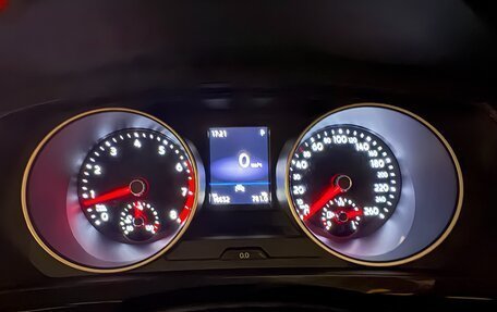 Volkswagen Tiguan II, 2019 год, 3 350 000 рублей, 10 фотография