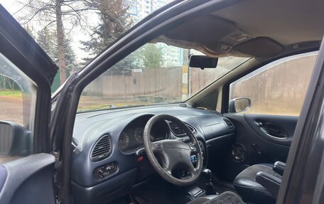 Volkswagen Sharan I рестайлинг, 1996 год, 197 000 рублей, 12 фотография