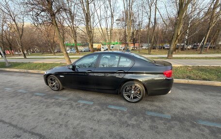 BMW 5 серия, 2011 год, 1 700 000 рублей, 4 фотография
