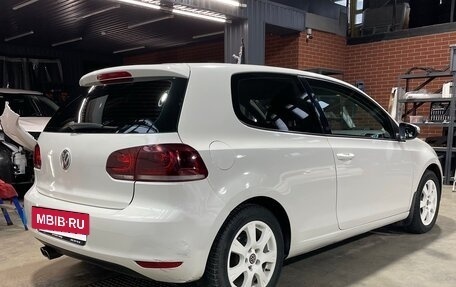 Volkswagen Golf VI, 2012 год, 800 000 рублей, 3 фотография