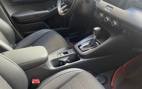 Honda Vezel, 2024 год, 3 650 000 рублей, 6 фотография