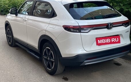 Honda Vezel, 2024 год, 3 650 000 рублей, 2 фотография