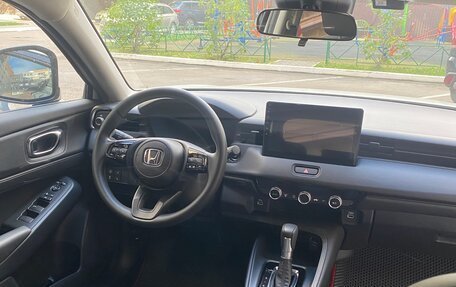 Honda Vezel, 2024 год, 3 650 000 рублей, 8 фотография