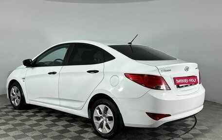 Hyundai Solaris II рестайлинг, 2015 год, 850 000 рублей, 4 фотография