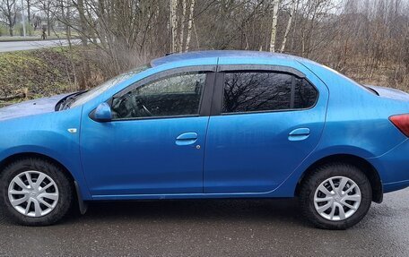 Renault Logan II, 2017 год, 840 000 рублей, 4 фотография