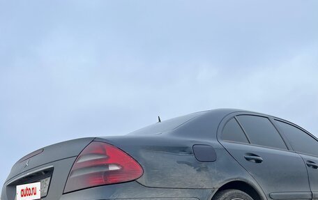 Mercedes-Benz E-Класс, 2003 год, 680 000 рублей, 8 фотография