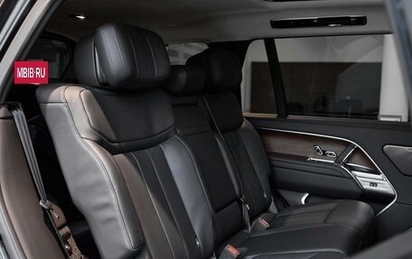 Land Rover Range Rover IV рестайлинг, 2025 год, 24 000 000 рублей, 14 фотография