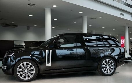 Land Rover Range Rover IV рестайлинг, 2025 год, 24 000 000 рублей, 3 фотография