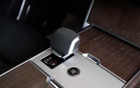 Land Rover Range Rover IV рестайлинг, 2025 год, 24 000 000 рублей, 22 фотография