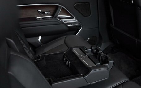 Land Rover Range Rover IV рестайлинг, 2025 год, 24 000 000 рублей, 17 фотография