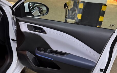 Chevrolet Monza, 2023 год, 1 950 000 рублей, 10 фотография