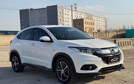 Honda Vezel, 2022 год, 1 700 000 рублей, 3 фотография