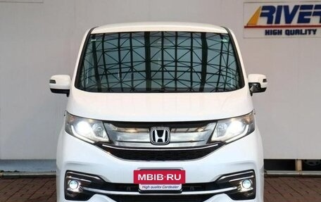 Honda Stepwgn IV, 2015 год, 1 550 002 рублей, 2 фотография