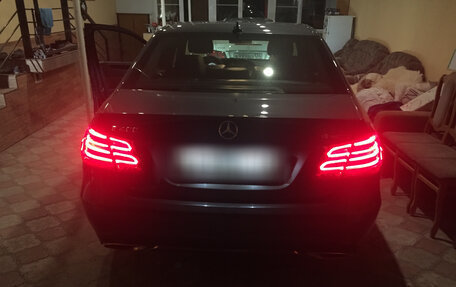 Mercedes-Benz E-Класс, 2015 год, 2 680 000 рублей, 2 фотография