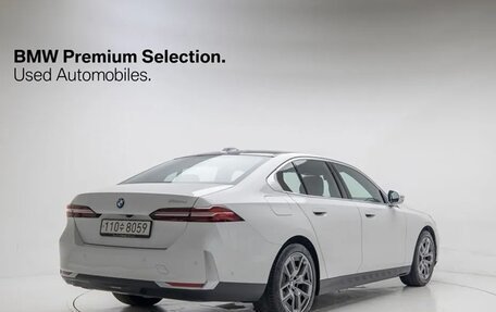 BMW 5 серия, 2025 год, 5 760 000 рублей, 2 фотография