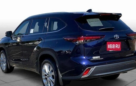 Toyota Highlander, 2025 год, 7 040 000 рублей, 5 фотография