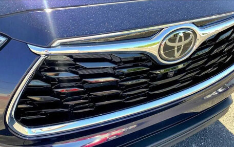 Toyota Highlander, 2025 год, 7 040 000 рублей, 20 фотография