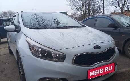 KIA cee'd III, 2014 год, 900 000 рублей, 17 фотография