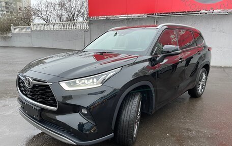 Toyota Highlander, 2025 год, 5 600 000 рублей, 15 фотография