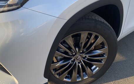 Toyota Highlander, 2025 год, 6 000 000 рублей, 3 фотография