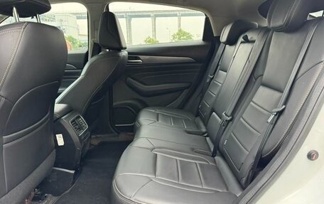 Haval F7x I, 2022 год, 1 900 000 рублей, 10 фотография