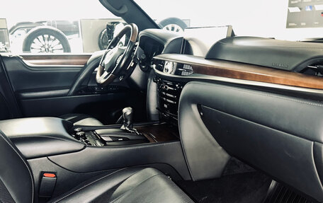 Lexus LX III, 2018 год, 9 999 999 рублей, 6 фотография