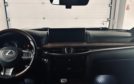 Lexus LX III, 2018 год, 9 999 999 рублей, 8 фотография