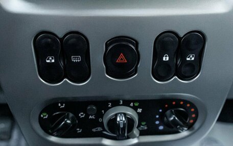 Renault Sandero I, 2011 год, 539 000 рублей, 18 фотография