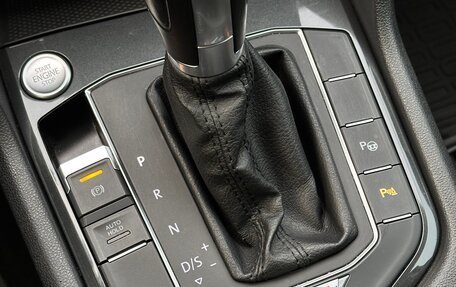 Volkswagen Tiguan II, 2018 год, 2 770 000 рублей, 13 фотография