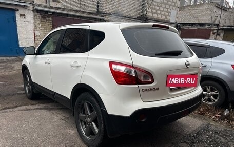 Nissan Qashqai, 2010 год, 880 000 рублей, 3 фотография