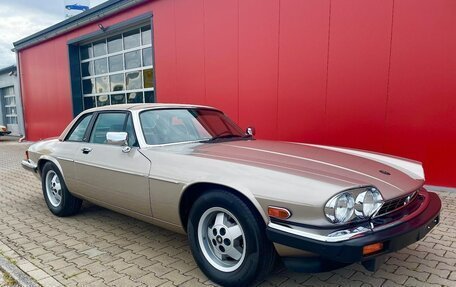 Jaguar XJS Series 1, 1987 год, 9 200 000 рублей, 2 фотография