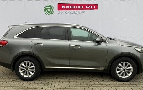 KIA Sorento III Prime рестайлинг, 2016 год, 2 130 000 рублей, 4 фотография
