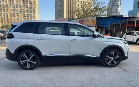 Peugeot 5008 II, 2023 год, 2 250 000 рублей, 4 фотография