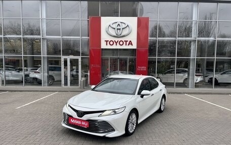 Toyota Camry, 2019 год, 3 250 000 рублей, 1 фотография