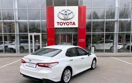 Toyota Camry, 2019 год, 3 250 000 рублей, 5 фотография