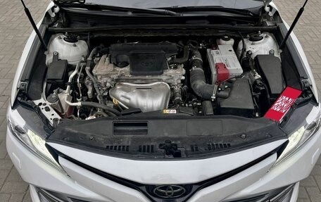 Toyota Camry, 2019 год, 3 250 000 рублей, 15 фотография