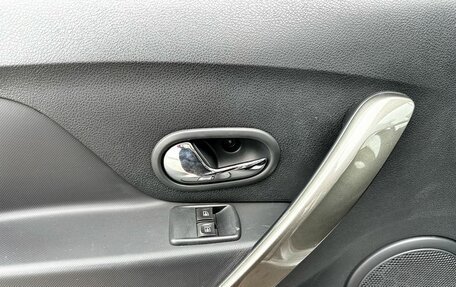 Renault Logan II, 2015 год, 790 000 рублей, 12 фотография