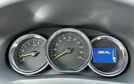 Renault Logan II, 2015 год, 790 000 рублей, 17 фотография