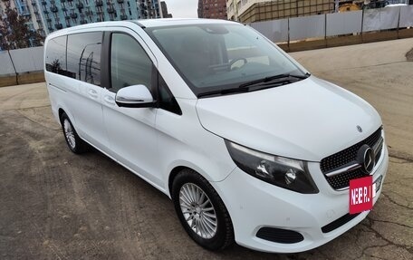 Mercedes-Benz V-Класс, 2019 год, 4 040 000 рублей, 2 фотография