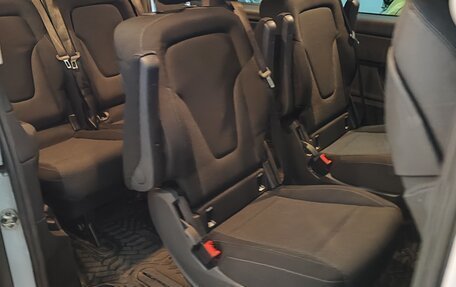 Mercedes-Benz V-Класс, 2019 год, 4 040 000 рублей, 9 фотография