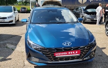 Hyundai Elantra, 2023 год, 2 200 000 рублей, 7 фотография